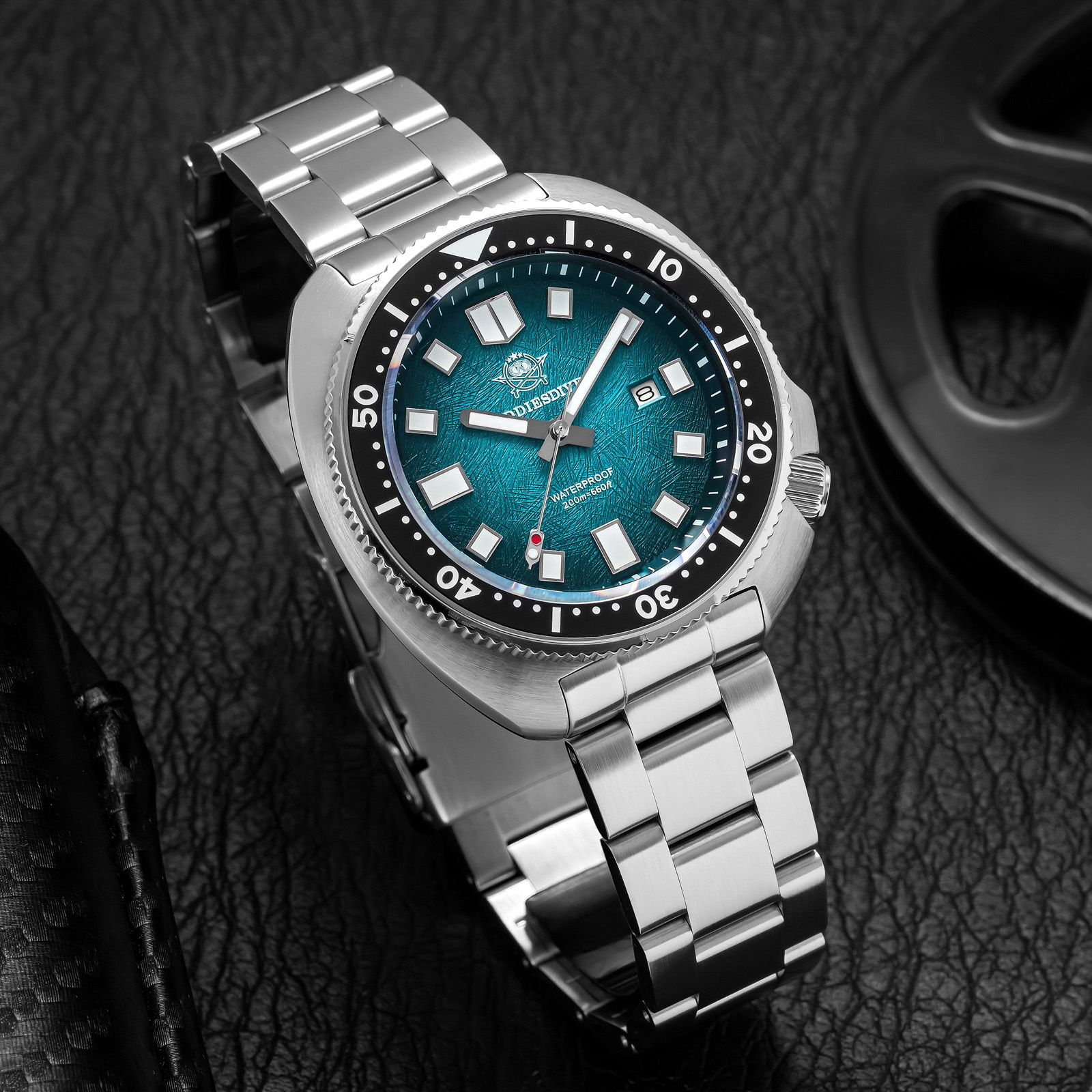 Vintage Fashion Complete - ADDIESDIVE Men's Diving Watch 200 Waterproof