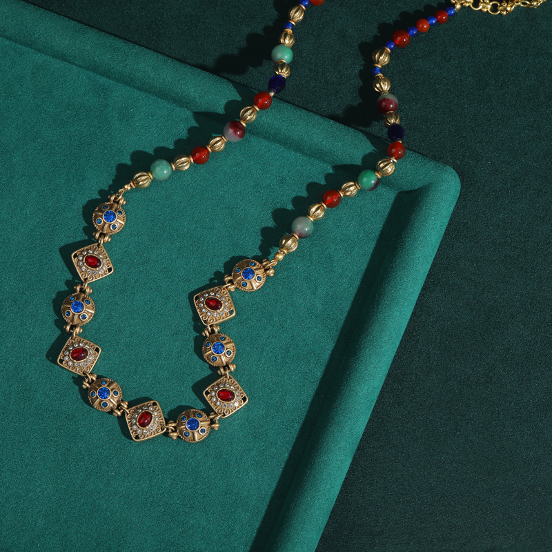 Vintage Beaded Necklace Bohemi - Vintage Fashion Jewelry Brands avis et prix