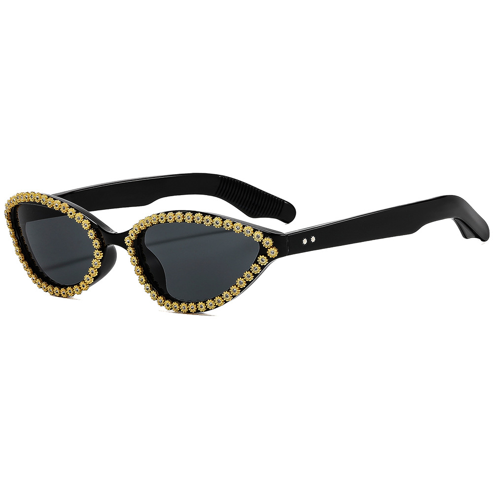 Retro Small Cat Eye Sunglasses - Vintage Fashion Club Photos avis et prix